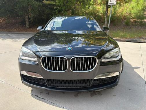 BLACK 2013 BMW 750 I