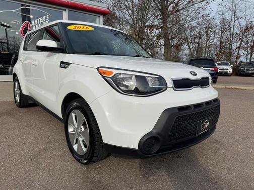 2016 Kia Soul Base