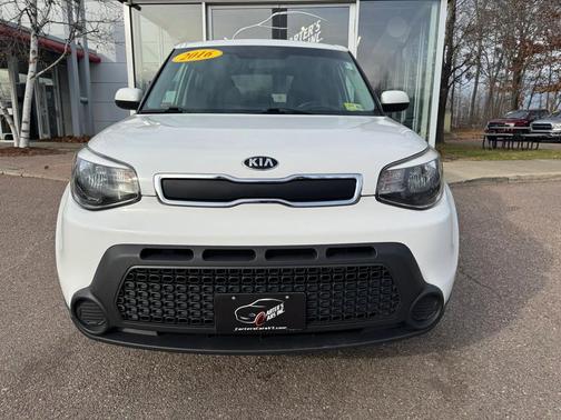 2016 Kia Soul Base