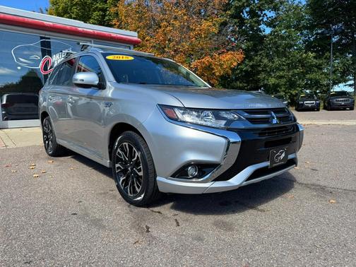 2018 Mitsubishi Outlander PHEV GT