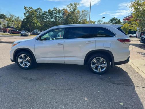 2016 Toyota Highlander Limited