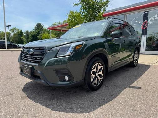 2023 Subaru Forester Premium