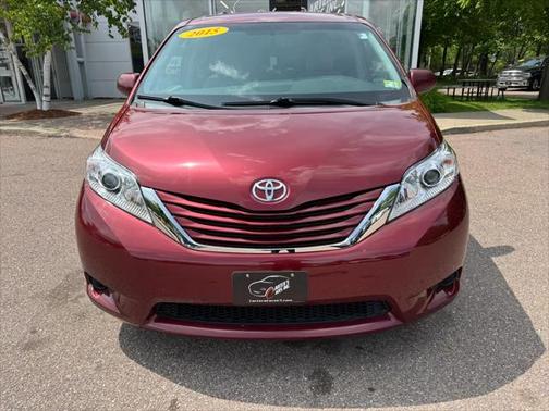 2015 Toyota Sienna LE
