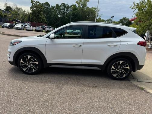 2020 Hyundai TUCSON Sport