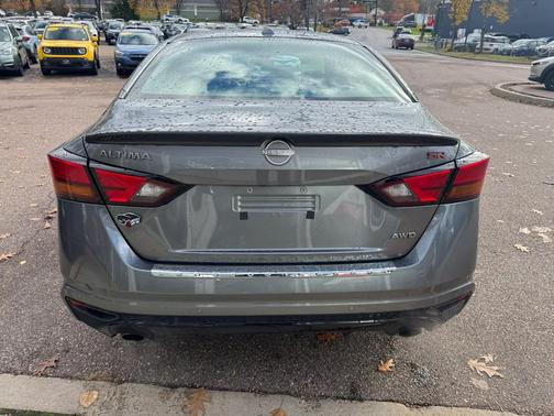 2023 Nissan Altima SR Intelligent AWD