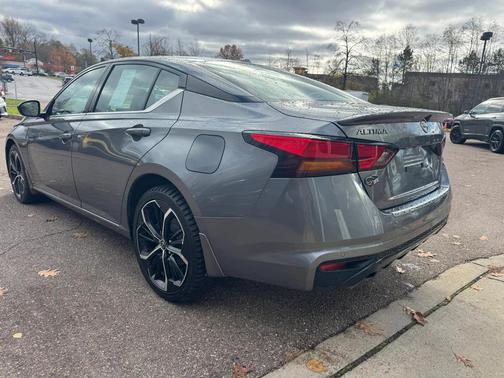 2023 Nissan Altima SR Intelligent AWD