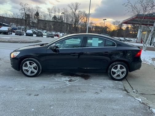 2013 Volvo S60 T5 Premier