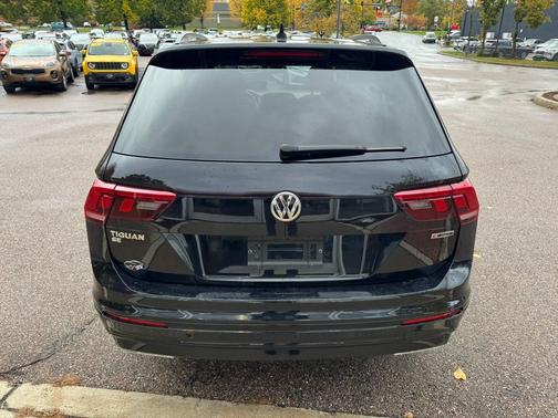2021 Volkswagen Tiguan 2.0T SE R-Line Black 4MOTION
