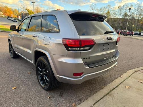2018 Jeep Grand Cherokee Laredo E