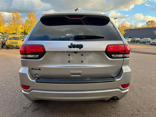 2018 Jeep Grand Cherokee Laredo E