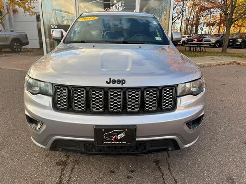 2018 Jeep Grand Cherokee Laredo E