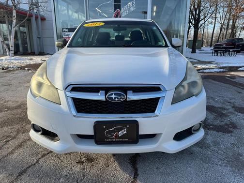 2013 Subaru Legacy Premium