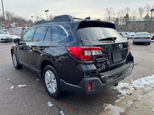 2018 Subaru Outback 2.5i Premium