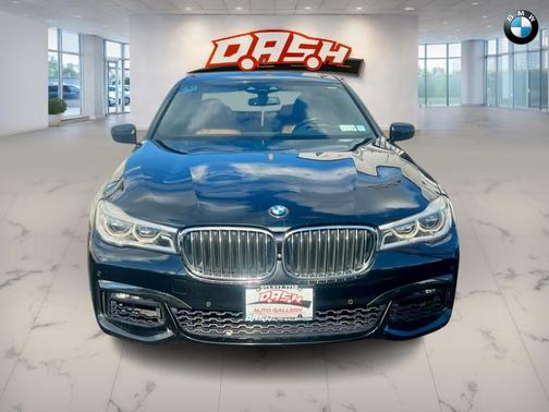 Jet Black 2016 BMW 750 i