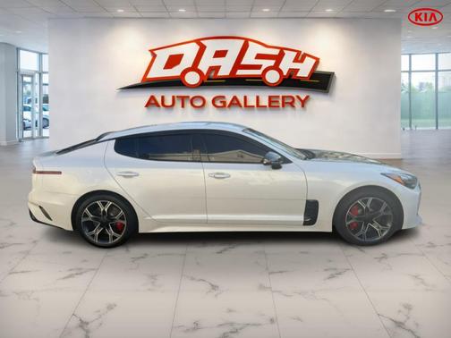 Snow White Pearl 2018 Kia Stinger GT AWD