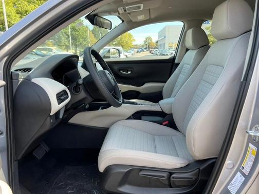 2026 Honda HR-V LX