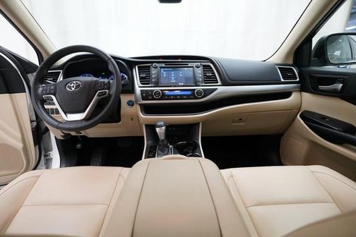 2019 Toyota Highlander Hybrid XLE