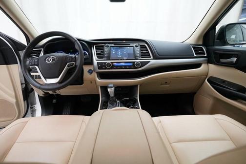 2019 Toyota Highlander Hybrid XLE
