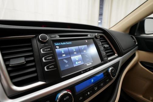 2019 Toyota Highlander Hybrid XLE