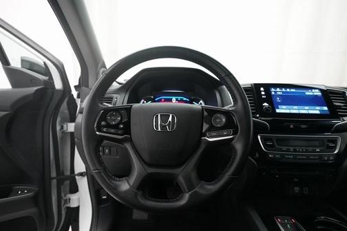 2022 Honda Pilot Touring 7-Passenger