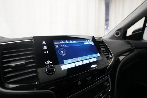 2022 Honda Pilot Touring 7-Passenger