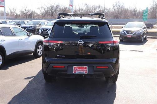 2025 Nissan Pathfinder Rock Creek 4WD