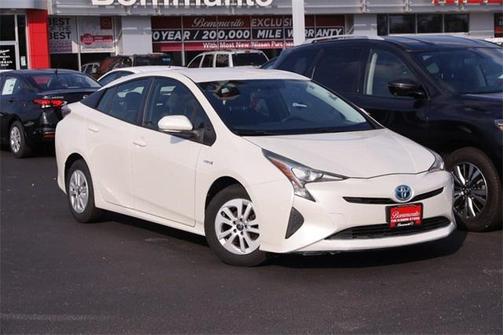 2016 Toyota Prius Two