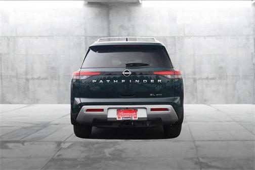 2025 Nissan Pathfinder SL 4WD