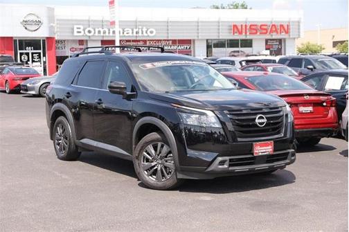 2023 Nissan Pathfinder SV FWD