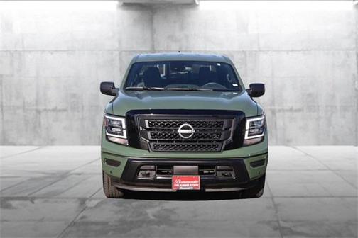 2024 Nissan Titan SV