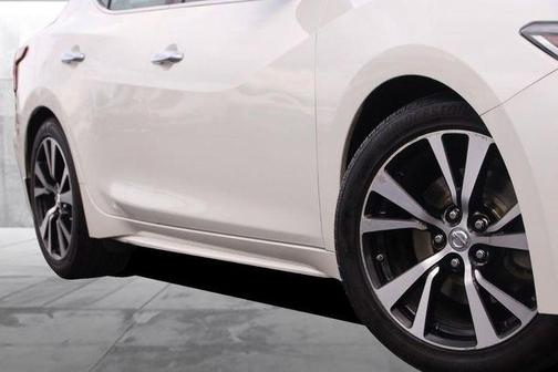 Pearl White 2018 Nissan Maxima 3.5 Platinum