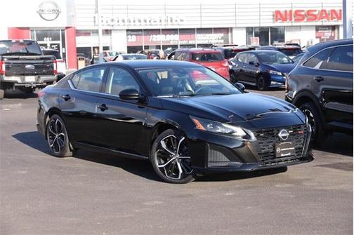 2023 Nissan Altima SR FWD