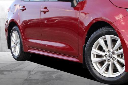 Pearl 2023 Toyota Corolla LE