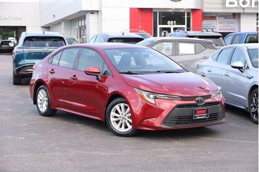 Pearl 2023 Toyota Corolla LE