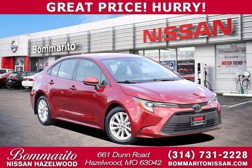 Pearl 2023 Toyota Corolla LE