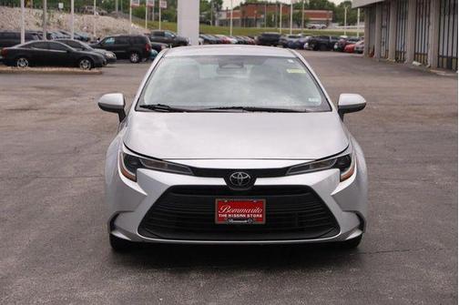 Classic Silver Metallic/Midnight Black Metallic 2024 Toyota Corolla LE