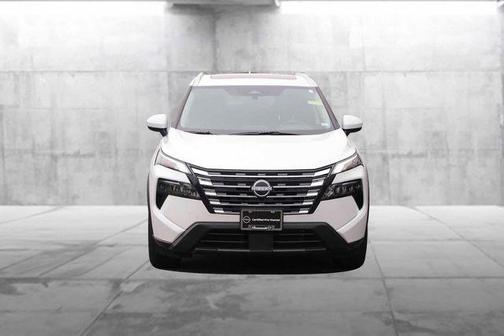 White Pearl 2025 Nissan Rogue SV