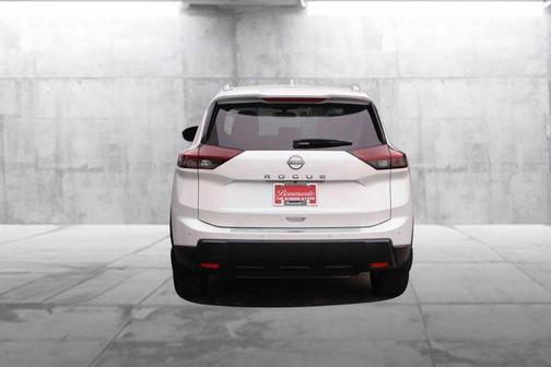 White Pearl 2025 Nissan Rogue SV