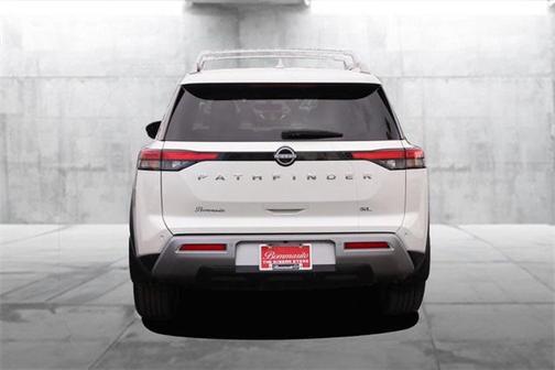 2024 Nissan Pathfinder SL FWD