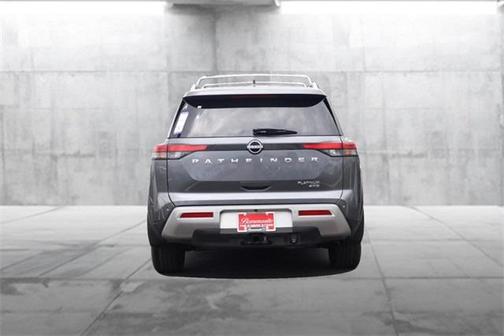 2025 Nissan Pathfinder Platinum 4WD