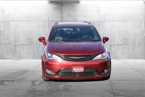 2018 Chrysler Pacifica Touring-L Plus