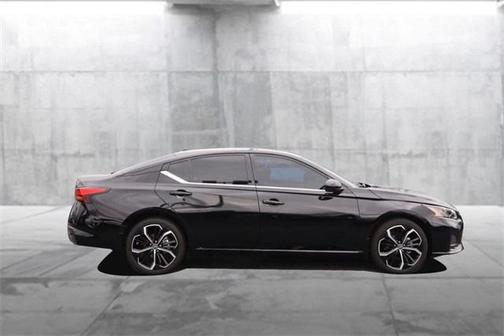 2024 Nissan Altima SR Intelligent AWD