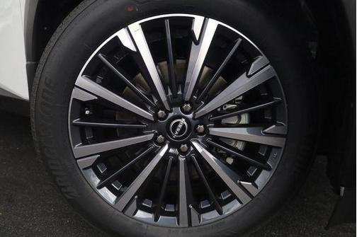 White Pearl 2026 Nissan Pathfinder Platinum