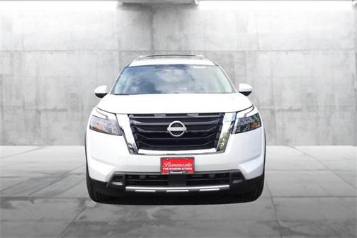 2025 Nissan Pathfinder Platinum 4WD