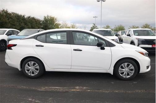 2025 Nissan Versa 1.6 S