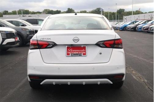 2025 Nissan Versa 1.6 S