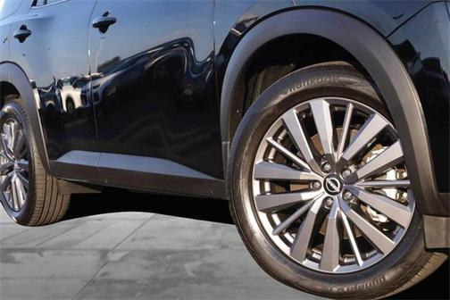 2024 Nissan Pathfinder SL FWD