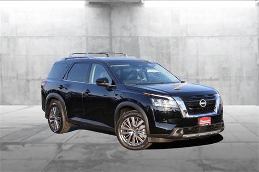 2024 Nissan Pathfinder SL FWD
