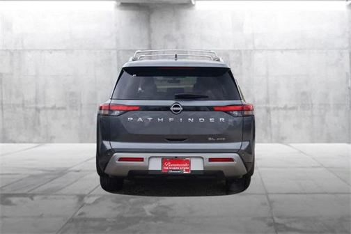 2025 Nissan Pathfinder SL 4WD