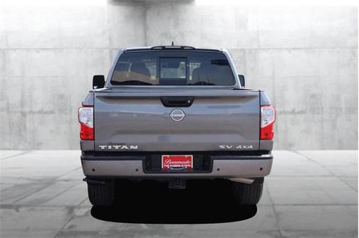 2024 Nissan Titan SV